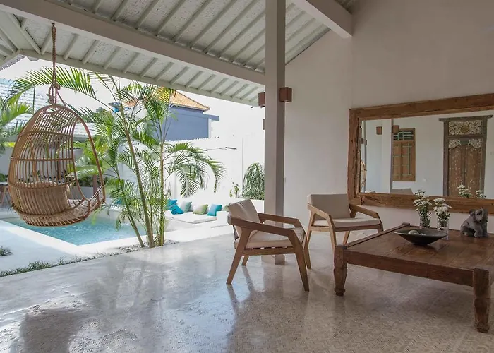 Azcoyen - 3br In Villa *