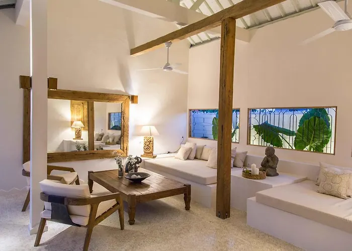 Villa Azcoyen - 3br In Canggu