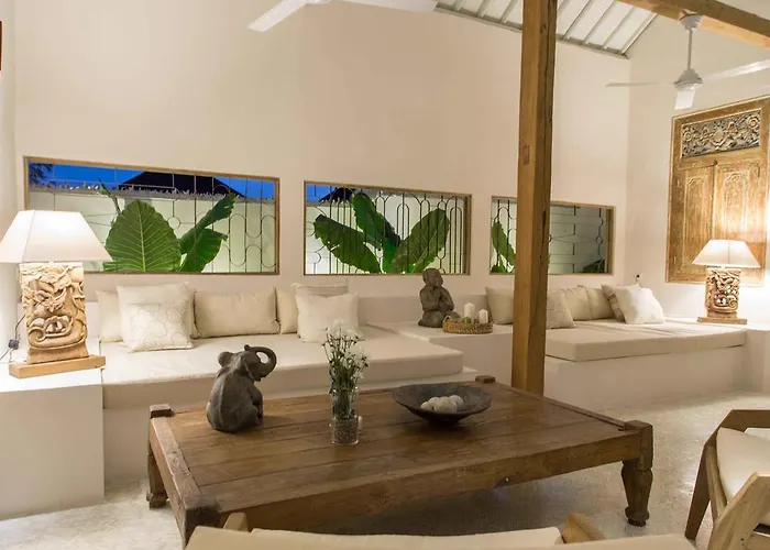 Villa Azcoyen - 3br In